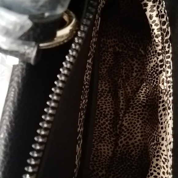 Alyssa Vegan handbag NWT - Picture 4 of 6